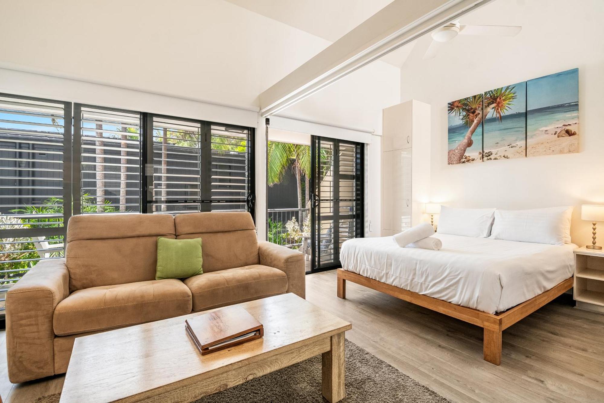 ביירון ביי Julians Apartments מראה חיצוני תמונה
