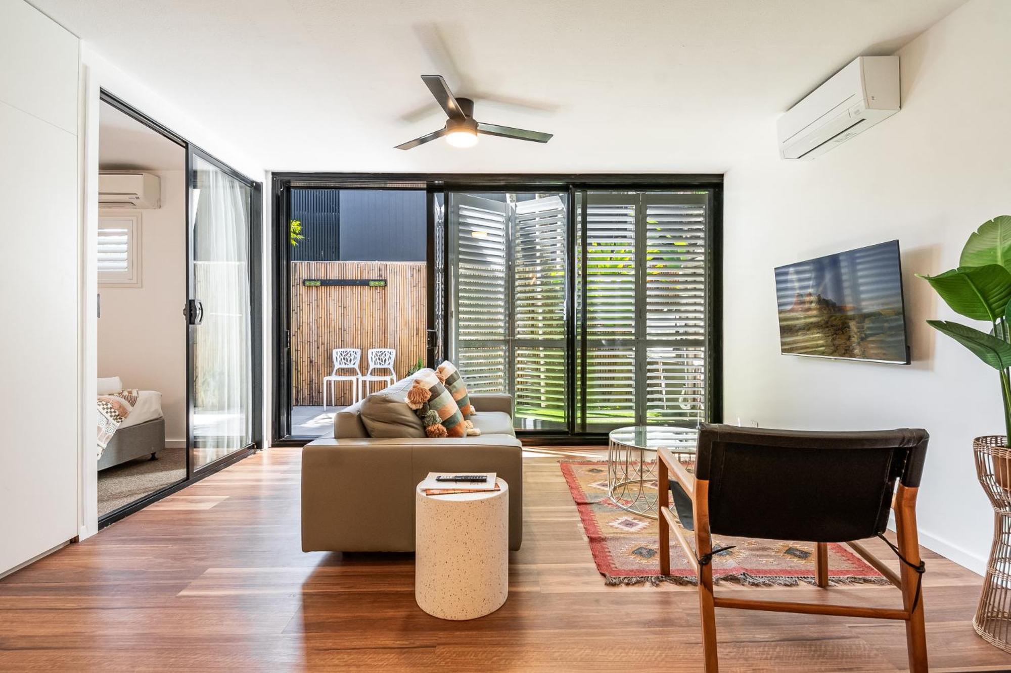 ביירון ביי Julians Apartments מראה חיצוני תמונה