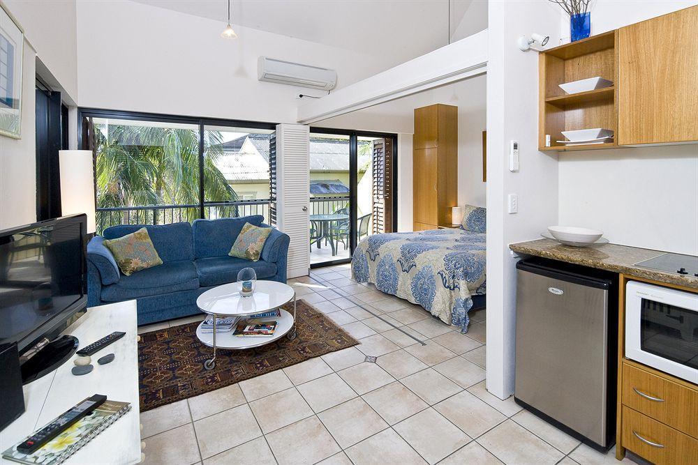 ביירון ביי Julians Apartments מראה חיצוני תמונה